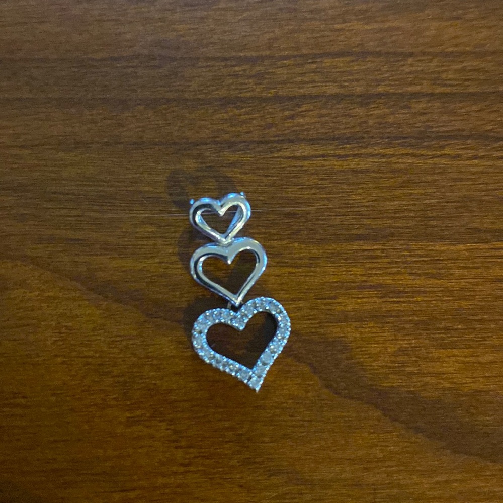 White gold pendant